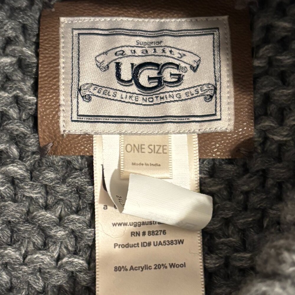 UGG Sweaters I  Ugg Chunky Knit Grey Turtleneck Poncho Sweater (One Size) - Picture 3 of 8